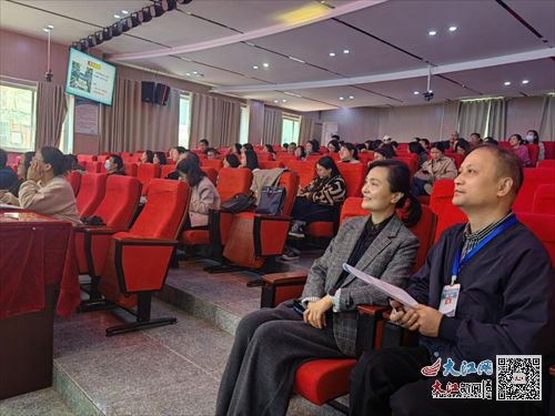 九江七中成功承办2024年市初中道德与法治优秀教学课例现场展示交流活动